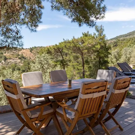 House Surrounded By Olive Grove In Seferihisar 빌라 *