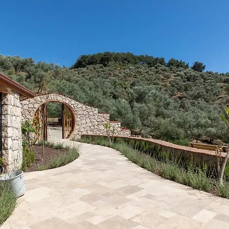 House Surrounded By Olive Grove In Seferihisar Villa *